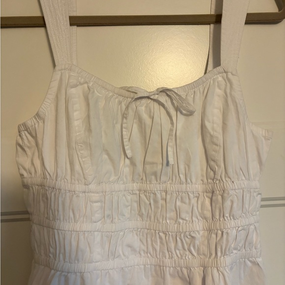 Aritzia white dress, size medium, new with tags - Picture 4 of 6
